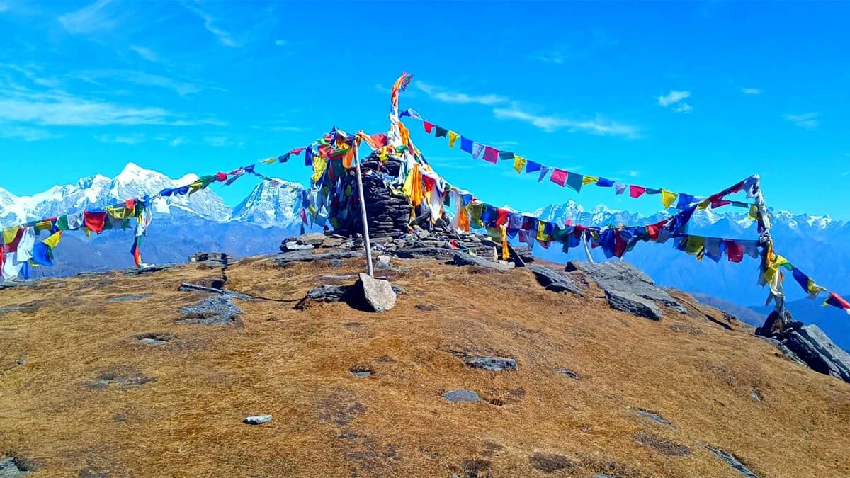 Pikey Peak Trekking