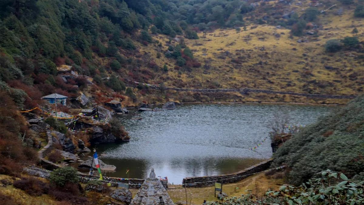 Salpa Pokhari Trek- 12 Days