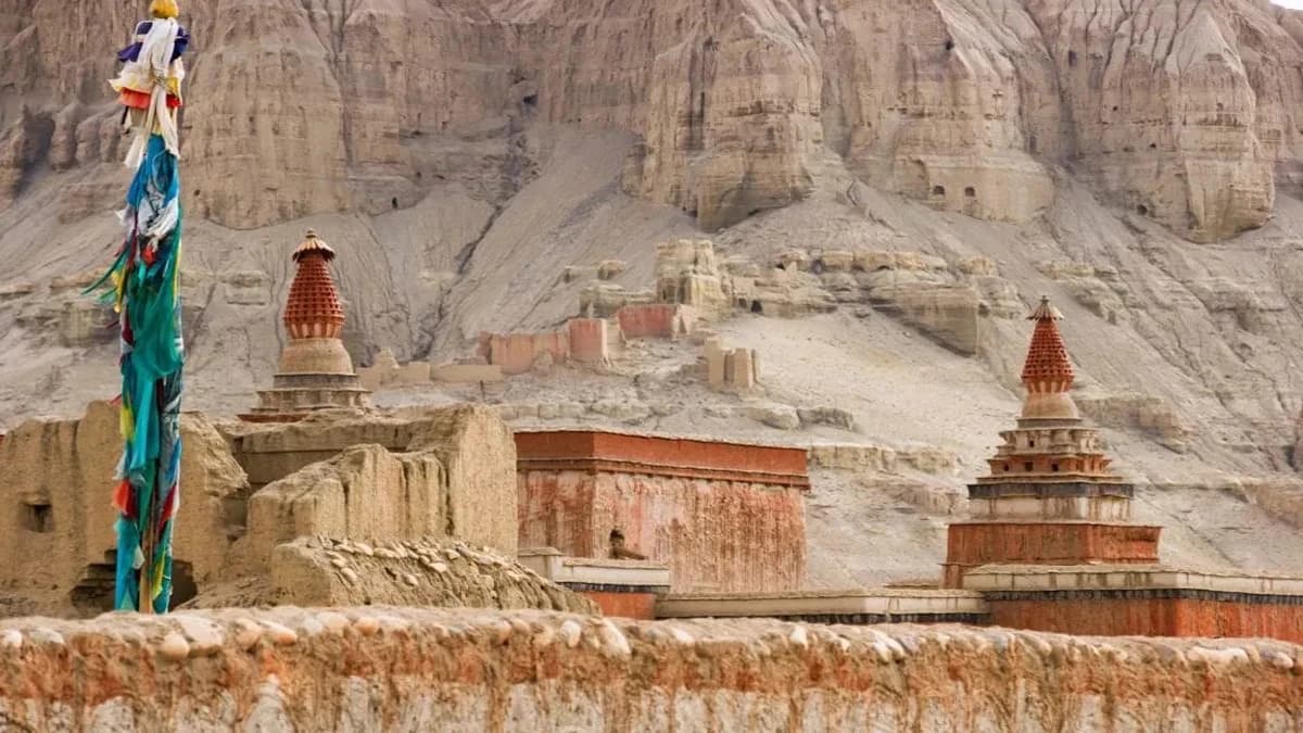 Kailash Tholing Tour -16 Days