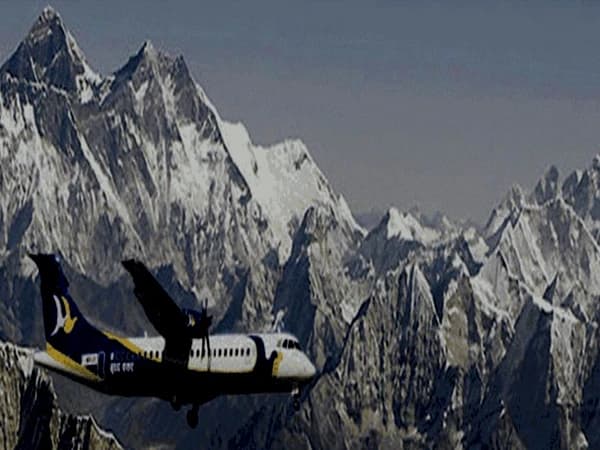 Everest Flight Tour