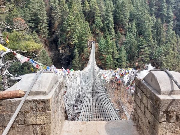 Chhukung Ri Trekking