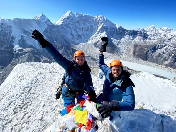Island Peak 1