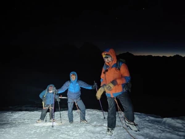 On The Way To The Mera Summit