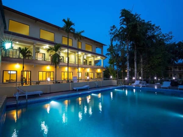 Resort Chitwan 5