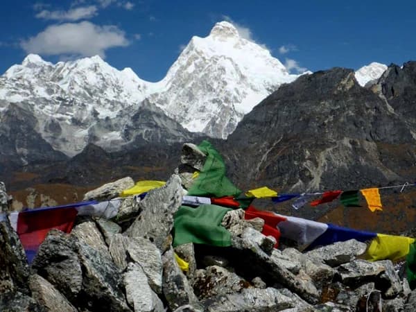 Kanchenjunga South Base Camp Trek