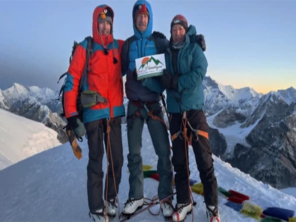Mera Peak Climbing Upper Route-15 Days